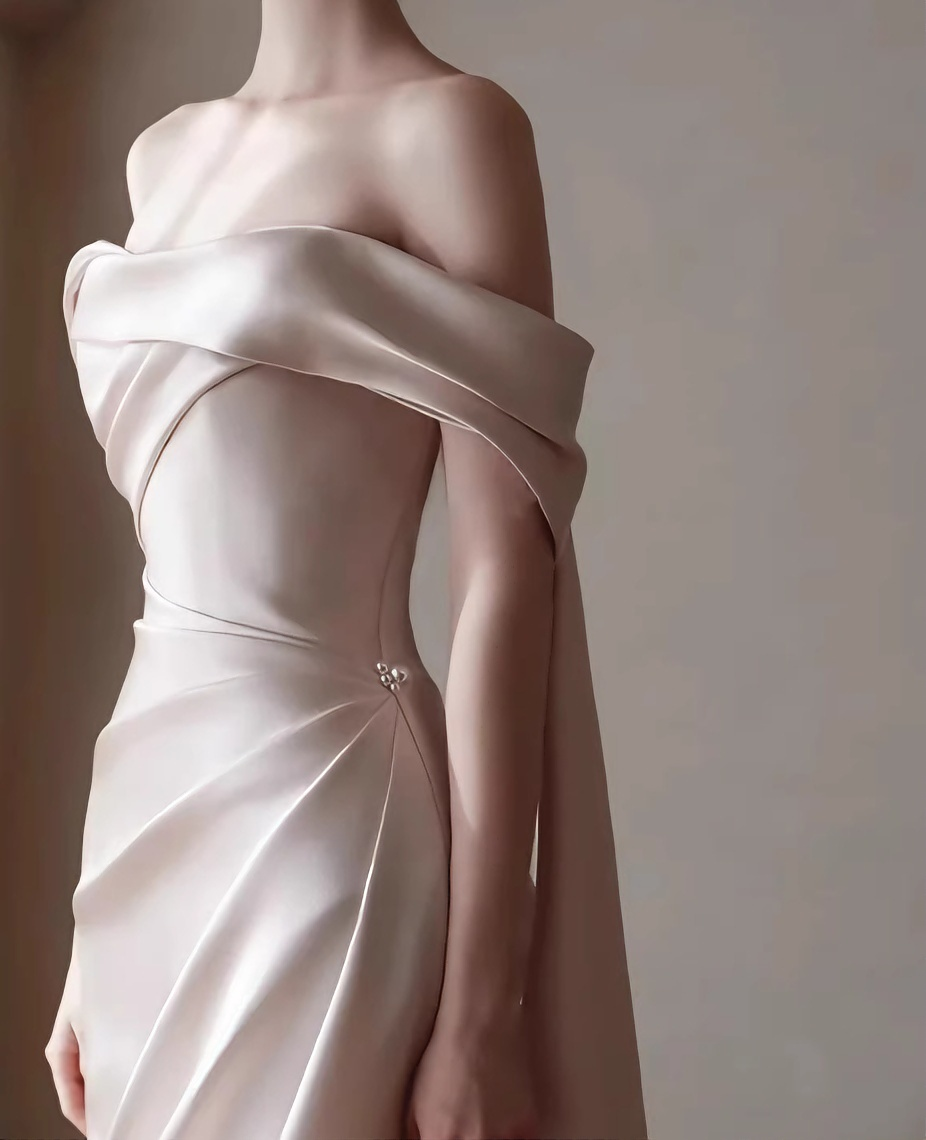Newest Wedding Dress Off Shoulder Pleated Wedding Dress   D4322