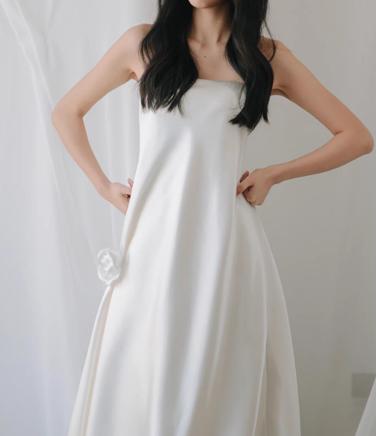 Minimalist Wedding Dress A Line Strapless Wedding Dresses   D4323