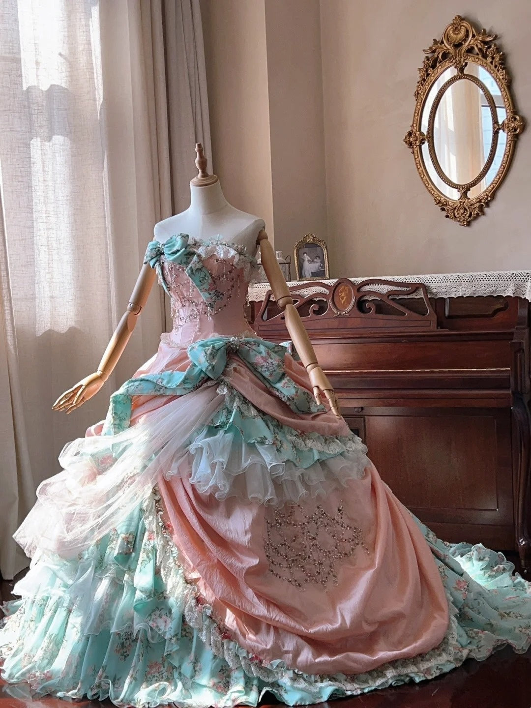 Romantic Prom Dress Strapless Pleated Tulle Quinceanera Dress Ball Gown Evening Dress       D4338