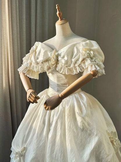 Retro Wedding Dress V-neck Pleated Wedding Dress  D4353