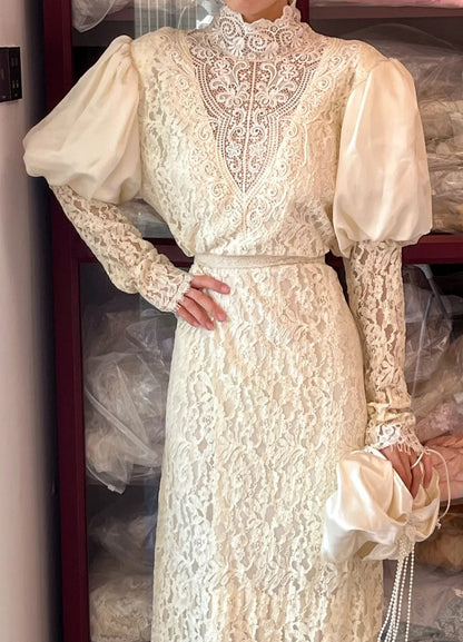 Retro Wedding Dress High Collar Long Sleeves Pleated Wedding Dress  D4445