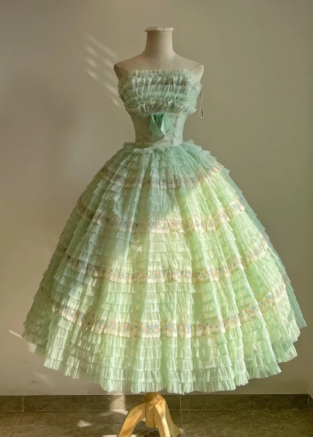 Elegant Prom Dress Strapless Tiered Pleated Birthday Party Dress Evening Dress Formal Dress   D4449