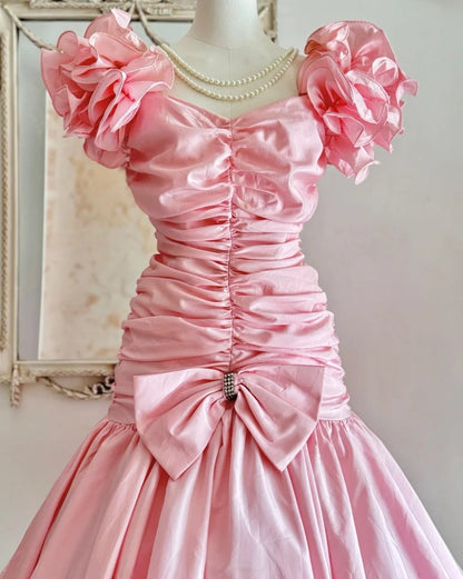 Beauty Homecoming Dress Off Shoulder Pleated Ruffle Short Prom Dress Birthday Party Outfits    D4453