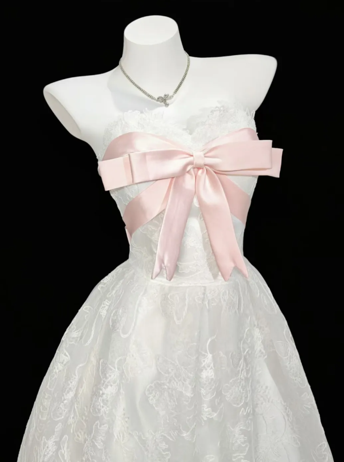 Cute Sweetheart Neck Ball Gown White Satin Lace Formal Birthday Party Dress With Bow