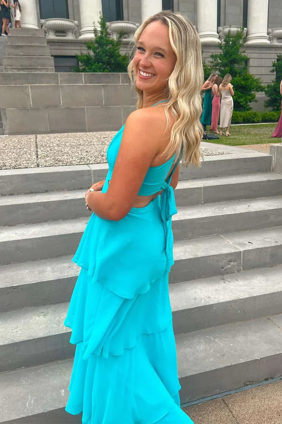 Spaghetti Straps V-Neck Sleeveless Tiered Chiffon Prom Party Dress MD7741