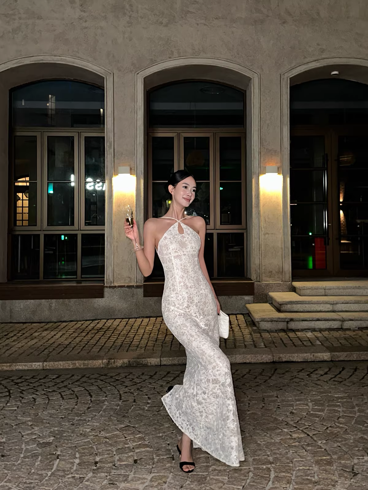 Glamorous Beige Sleeveless Lace Mermaid Slit Long Evening Dress Formal Birthday Party Gown