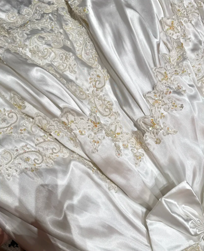 Charming White Off The Shoulder Satin Beaded Appliques Ball Gown Long Wedding Dress Bridal Dress