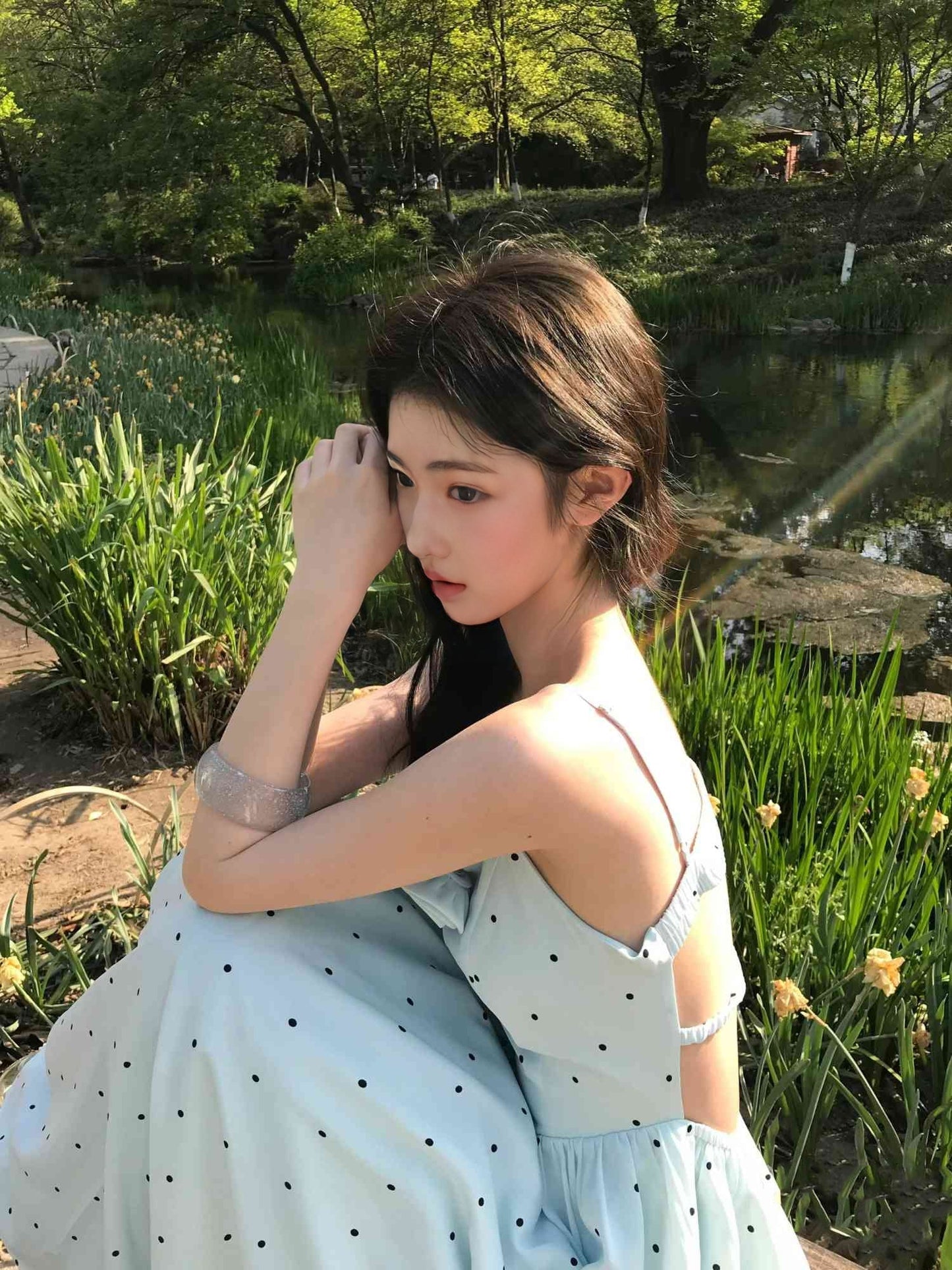 Gentle temperament blue polka dot suspender dress beautiful waist A-line long skirt R0714
