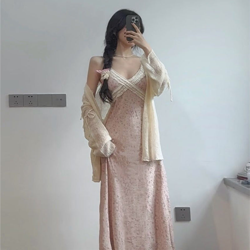 Pink floral dress beautiful tea break French style v-neck waist suspender dress R0625