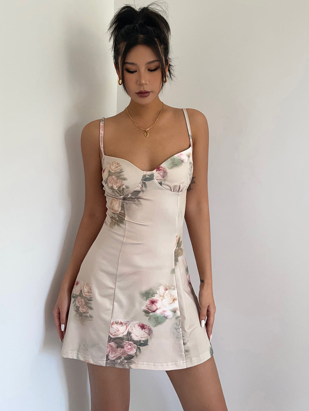 Rose suspender dress summer slim temperament sleeveless skirt waist a-line short skirt R3031
