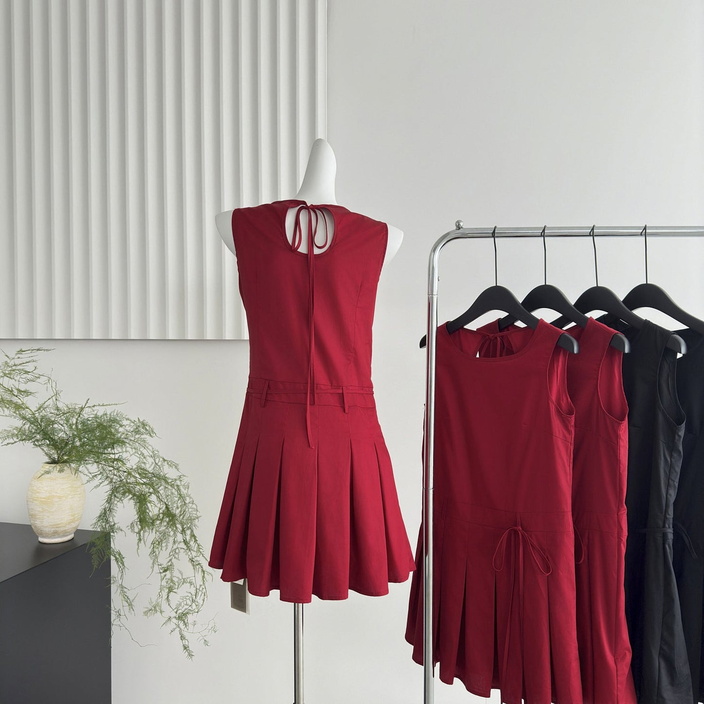 French retro little red dress with hollow back and tie-up pleated sleeveless vest dress R0037