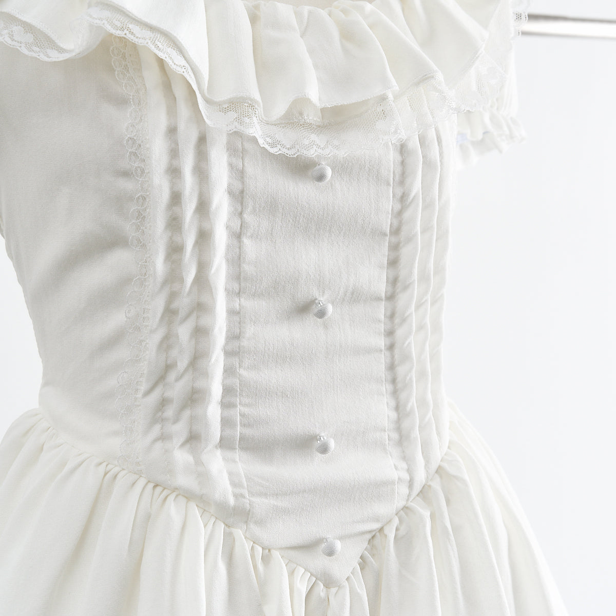 Tutu skirt new style short-sleeved heavy-duty dress slim tea break French sweet little white dress R0067