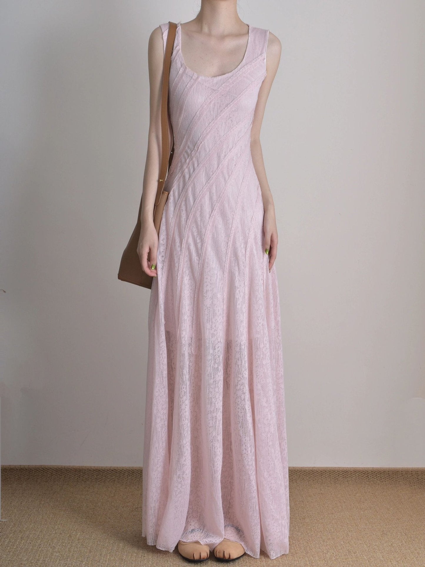 Pink suspender dress, beautiful waist temperament long dress R0533