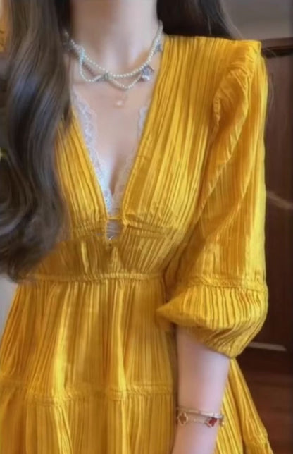 Yellow v-neck dress new style seaside holiday temperament waist a-line skirt R0678