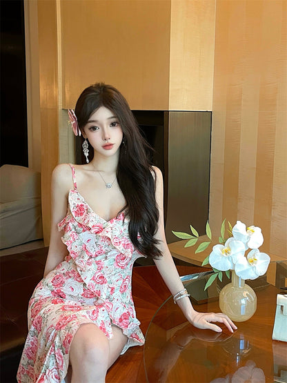 Tea break French v-neck floral suspender dress gentle temperament waist slit skirt R0619