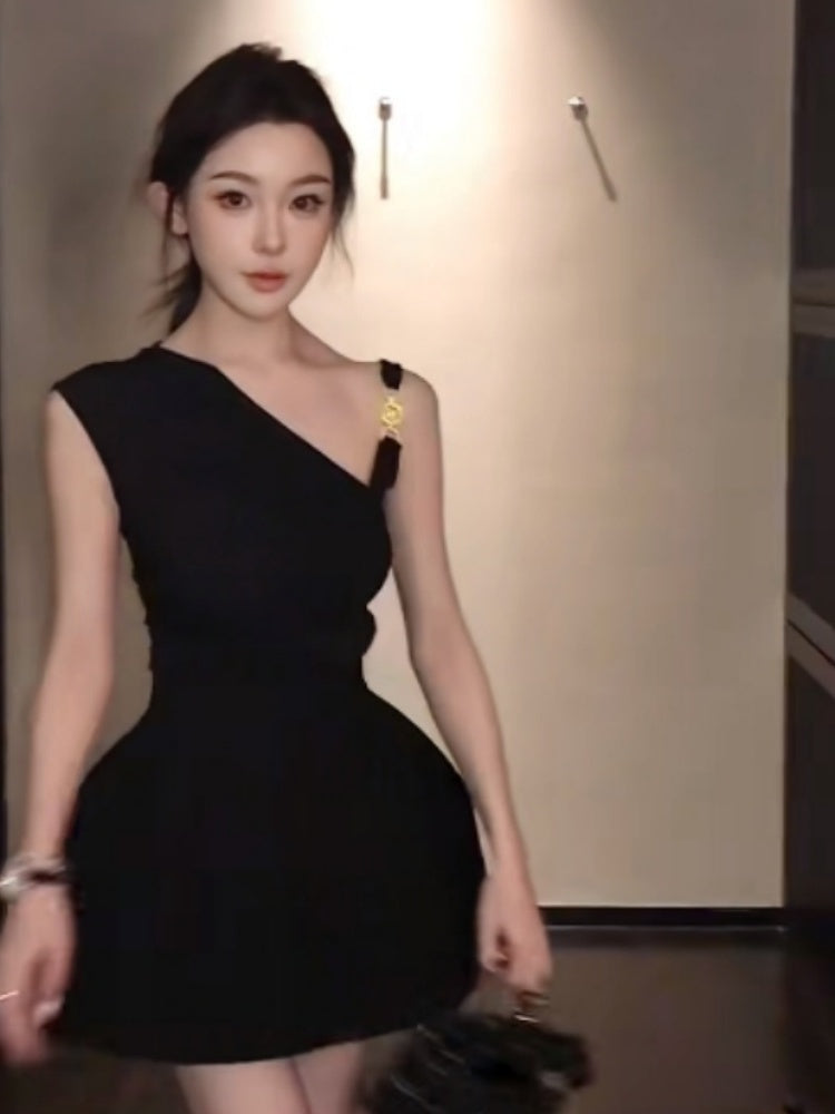 French black off-shoulder irregular pleated vest top bud skirt two-piece homecoming dress R3024