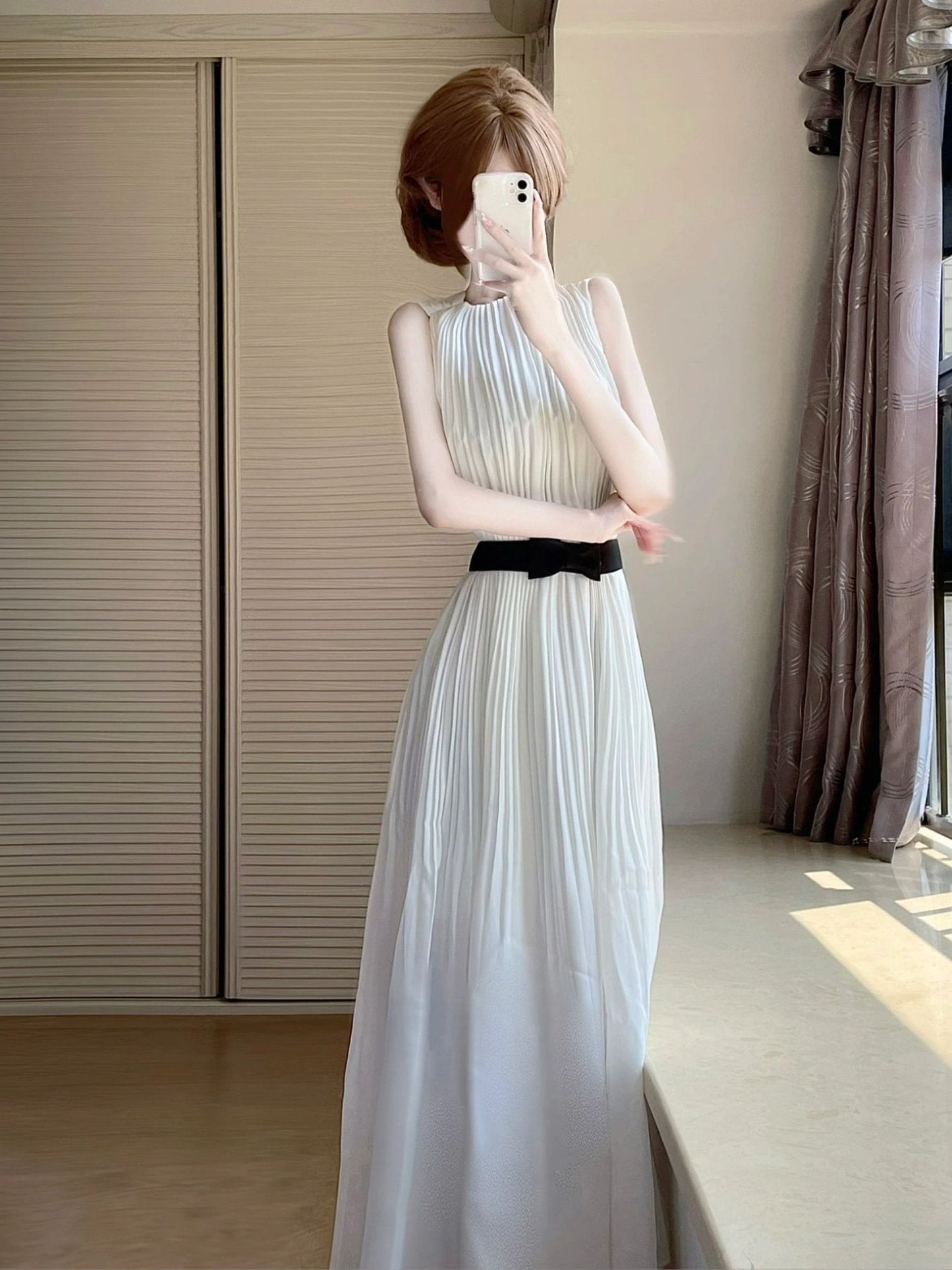 Gentle style white sleeveless chiffon dress temperament waist A-line long skirt R0743