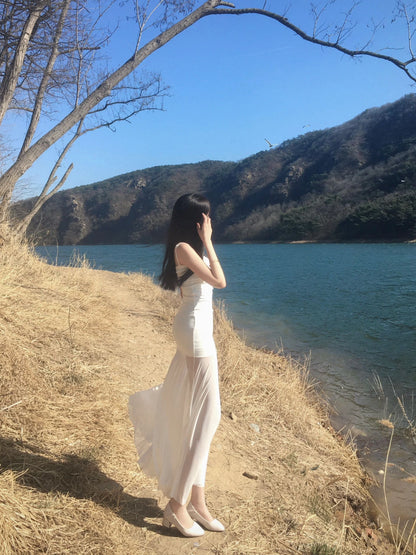 White suspender dress 2025 new beautiful waist hip skirt R0555