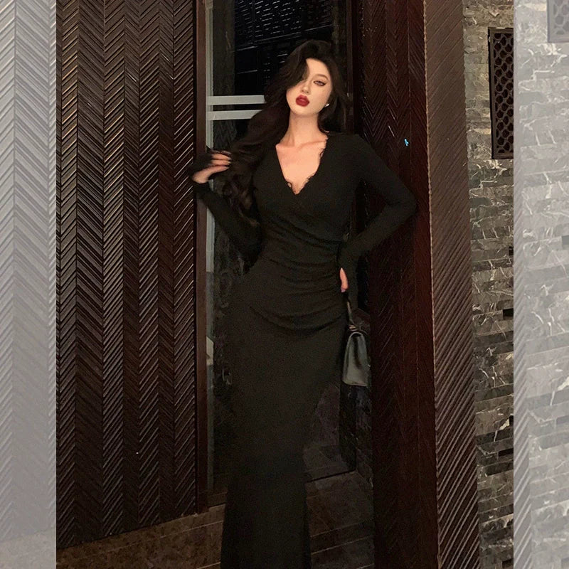 Lace black long sleeve dress for women V-neck party dress     S5702