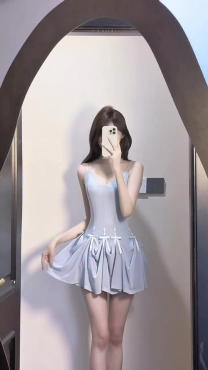 Blue suspender dress, one dress can be worn in many ways, waist-hugging temperament long dress R0529