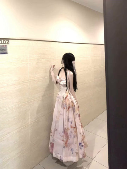 A rich girl's outfit with floral suspender dress, gentle temperament, waisted A-line long skirt R0489