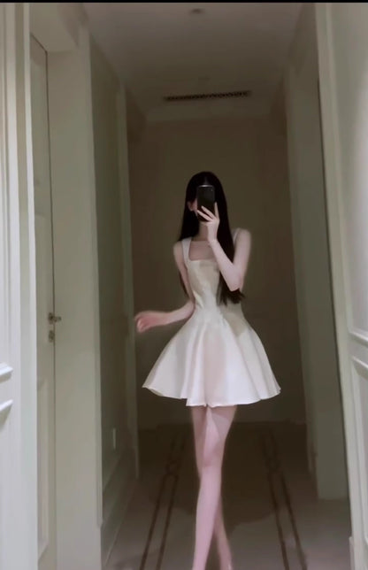 Suspender dress French style high-end waist a-line birthday puffy short skirt R0609