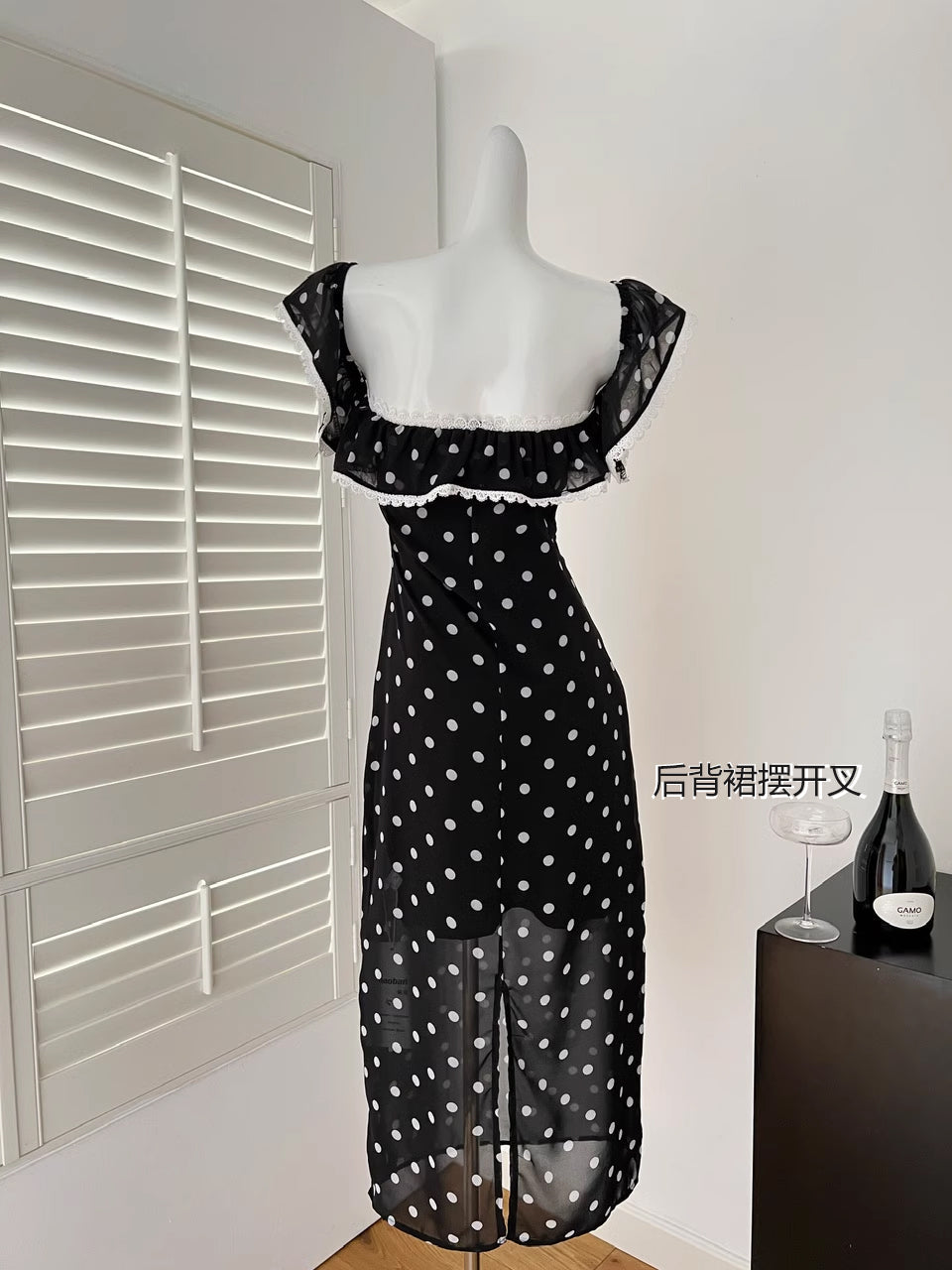 Tea break French retro polka dot dress 2025 new holiday slim temperament long dress R0041
