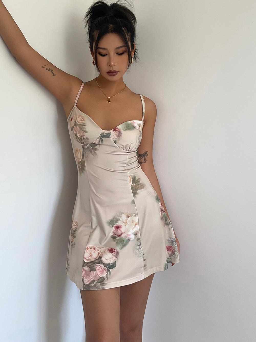 Rose suspender dress summer slim temperament sleeveless skirt waist a-line short skirt R3031