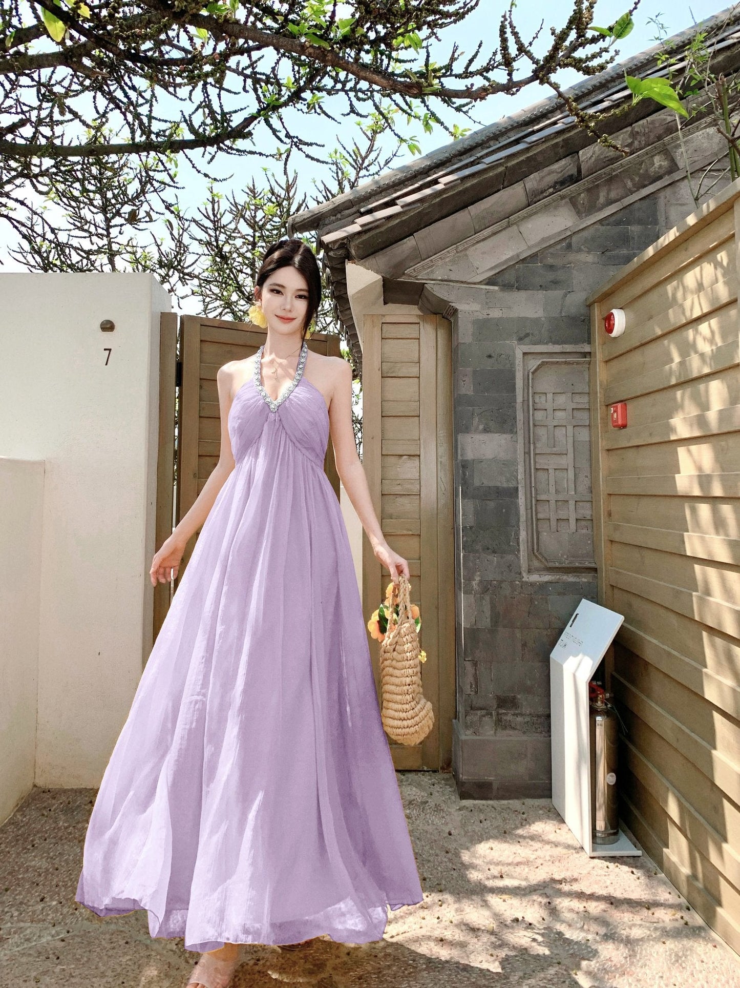Beautiful little skirt yellow backless halter neck long skirt new style R0641