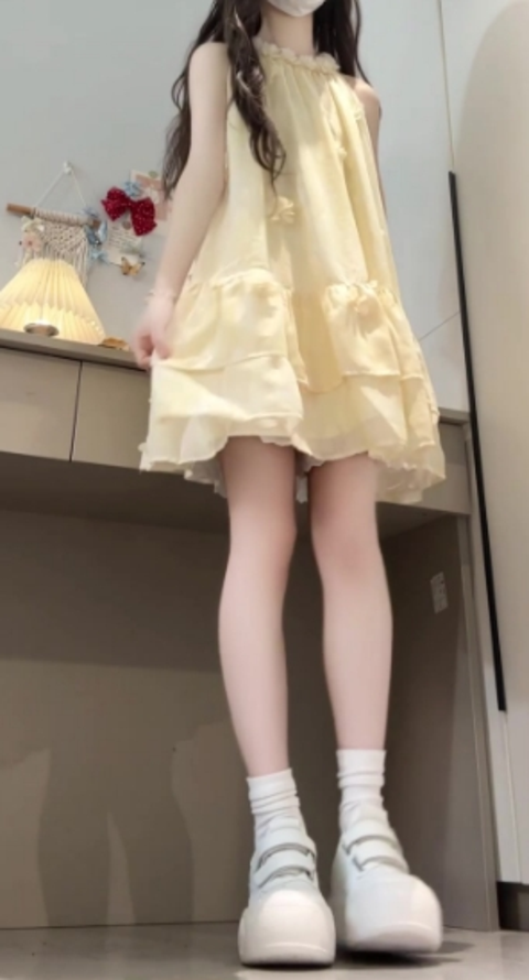 Gentle style flower sleeveless halter dress beautiful temperament waist A-line short skirt R0810