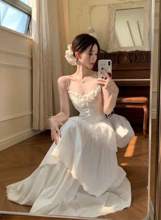 Beautiful little skirt lace splicing cake sling long dress R0778