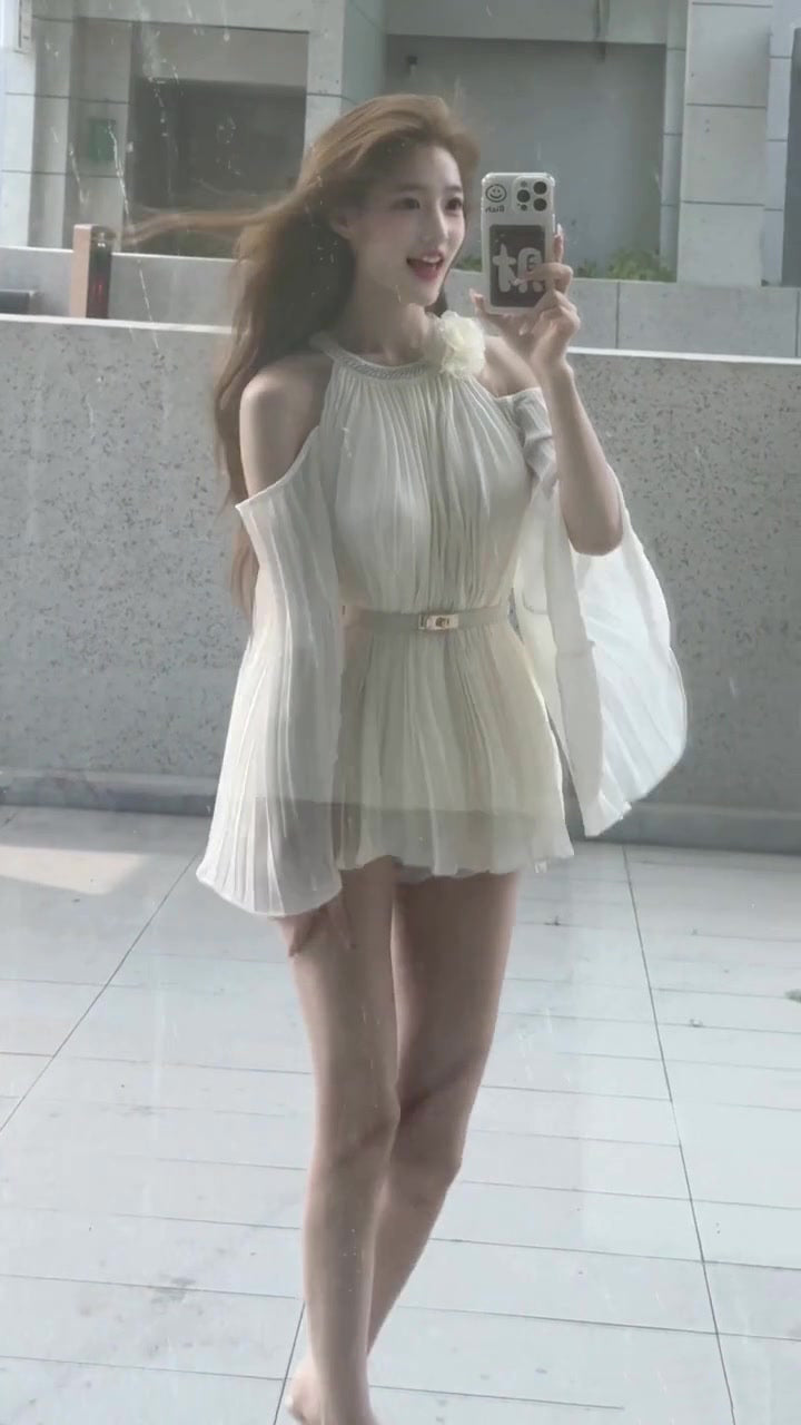 Temperament three-dimensional flower halter neck dress beautiful waist A-line short skirt R0653