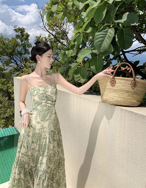 Tea break French holiday print suspender dress super fairy sweet temperament high-end beach dress R0189