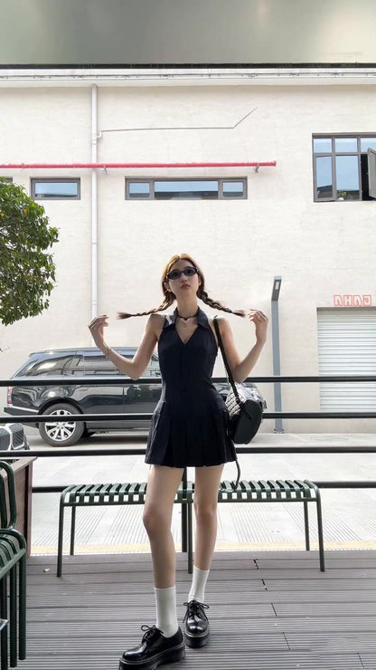 Hot girl halter neck dress chic waist a-line pleated short skirt R0583