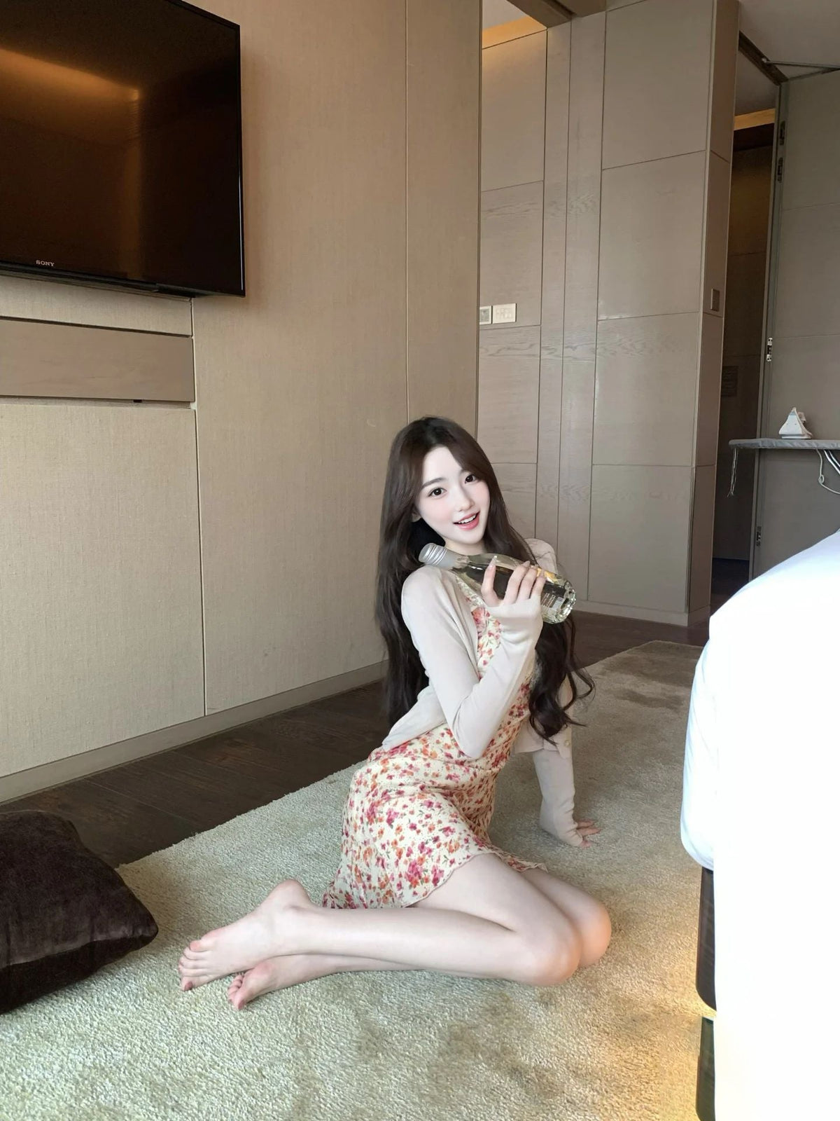 Temperament v-neck lace floral dress beautiful waist a-line short skirt 2025 new style R0840