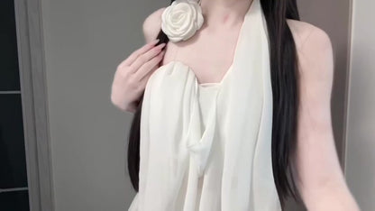 A complete set of pure and relaxed white halter top and short skirt two-piece suit R0833