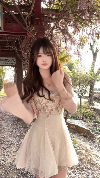 Flower suspender dress gentle and sweet style temperament waist A-line short skirt R0812