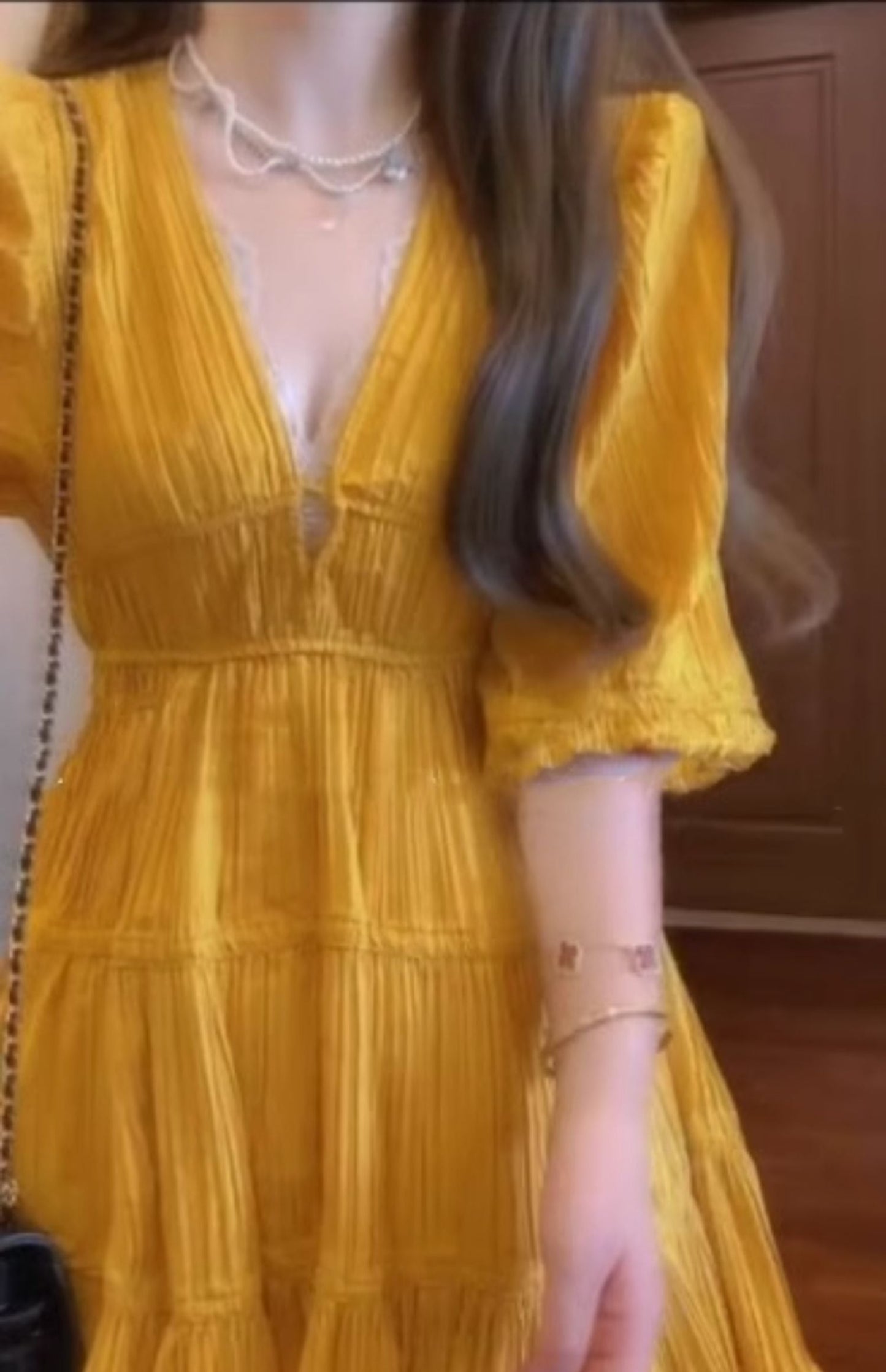 Yellow v-neck dress new style seaside holiday temperament waist a-line skirt R0678