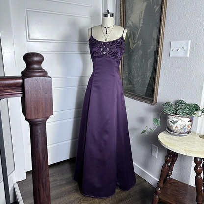 Elegant Purple Spaghetti Straps Satin Long Wedding Guest Dress Formal Birthday Party Gown