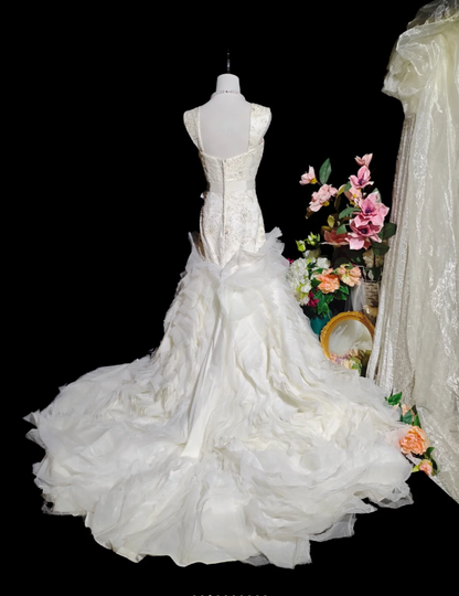 Pretty Spaghetti Straps Satin Appliques Beaded Tulle Pleated Mermaid Long Wedding Dress Bridal Dress D2371