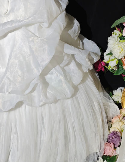 Pretty White Strapless Ball Gown Tulle Pleated Beaded Long Wedding Dress Bridal Dress