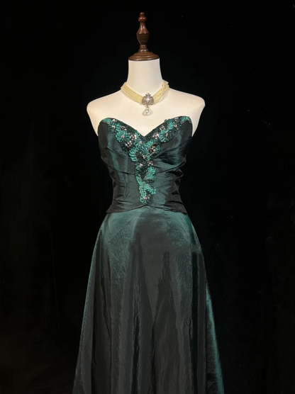 Unique Sweetheart Neck Green Satin Beaded Appliques A Line Wedding Guest Dress Long Birthday Party Dress Evening Gown