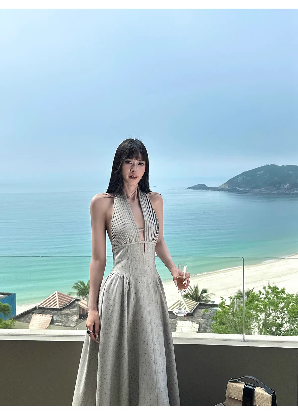 Fashion Halter Gray satin Pleated A Line Long Wedding Guest Dress Backless Long Evening Dress Prom Gown With Pockets