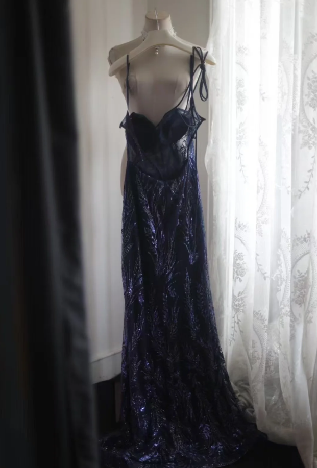 Luxurious Spaghetti Straps Tulle Sequin Mermaid Long Party Dress Navy Blue Evening Dress D2208