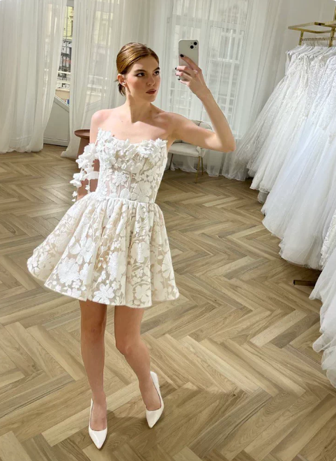 Pretty Homecoming Dress Spaghetti Straps Applique Tulle Short Prom Dress Back to School Outfits Party Dress  D6069