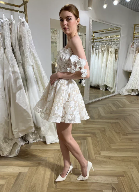 Pretty Homecoming Dress Spaghetti Straps Applique Tulle Short Prom Dress Back to School Outfits Party Dress  D6069