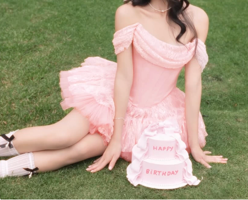 New Homecoming Dress Off the Shoulder Lace Cascade Prom Dress Back to School Outfits Party Dress  D6210