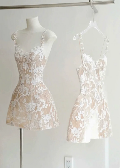 Stunning Homecoming Dress Spaghetti Strap Lace Prom Dress Back to School Outfits Party Dress  D6288