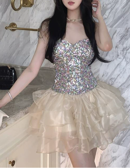 Shiny Homecoming Dress Sweetheart Sequins Cascade Prom Dress Back to School Outfits Party Dress  D6314