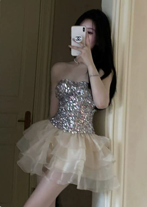 Shiny Homecoming Dress Sweetheart Sequins Cascade Prom Dress Back to School Outfits Party Dress  D6314